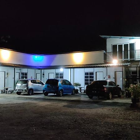 פסיר פוטה Aleesa Roomstay מראה חיצוני תמונה