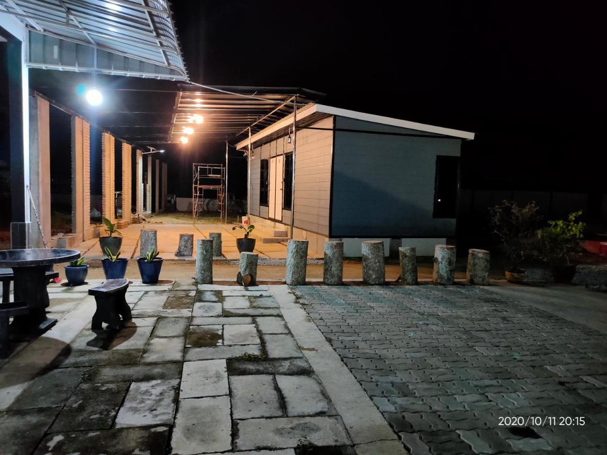 פסיר פוטה Aleesa Roomstay מראה חיצוני תמונה