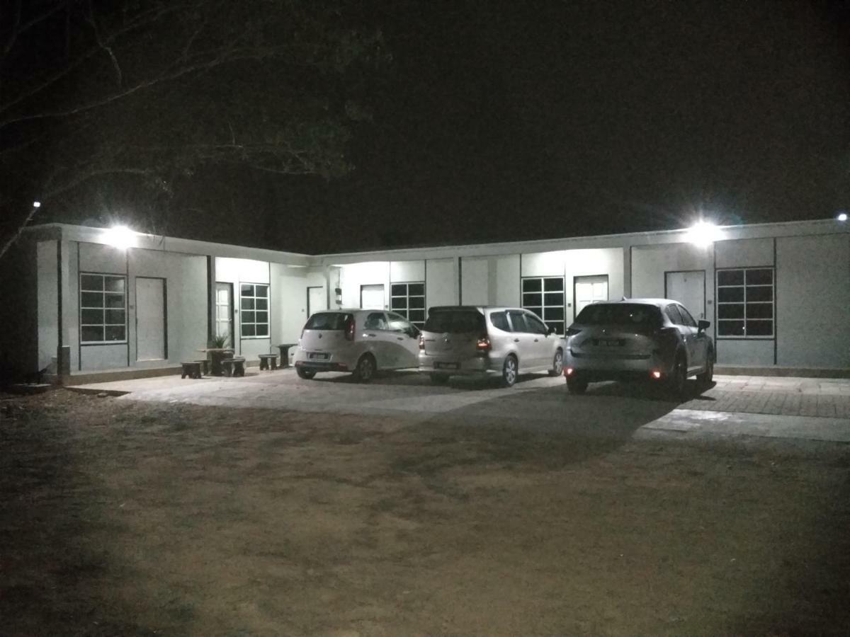 פסיר פוטה Aleesa Roomstay מראה חיצוני תמונה